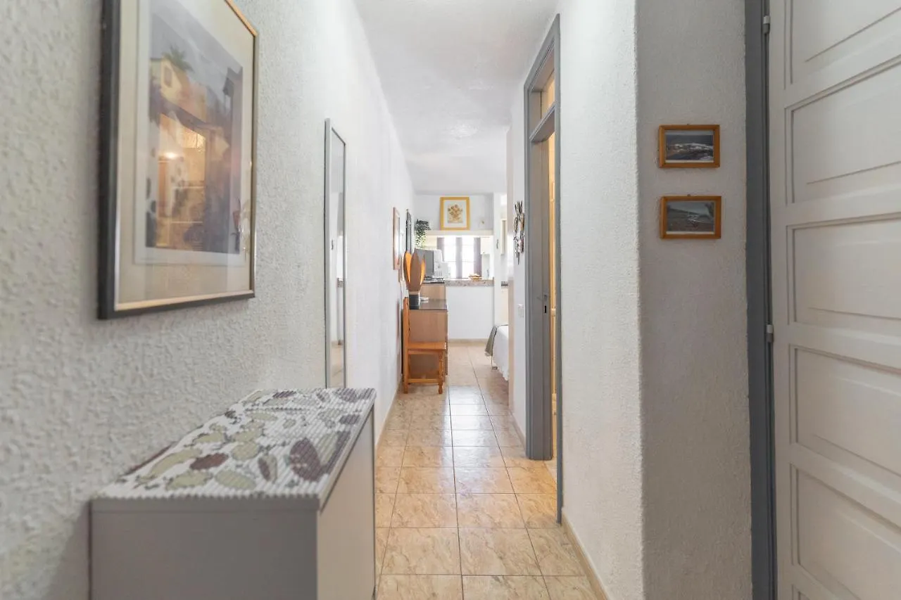 Apartment Go2Tenerife Apart'Mila Wowww!!! Sea View & Pool Playa de las Americas