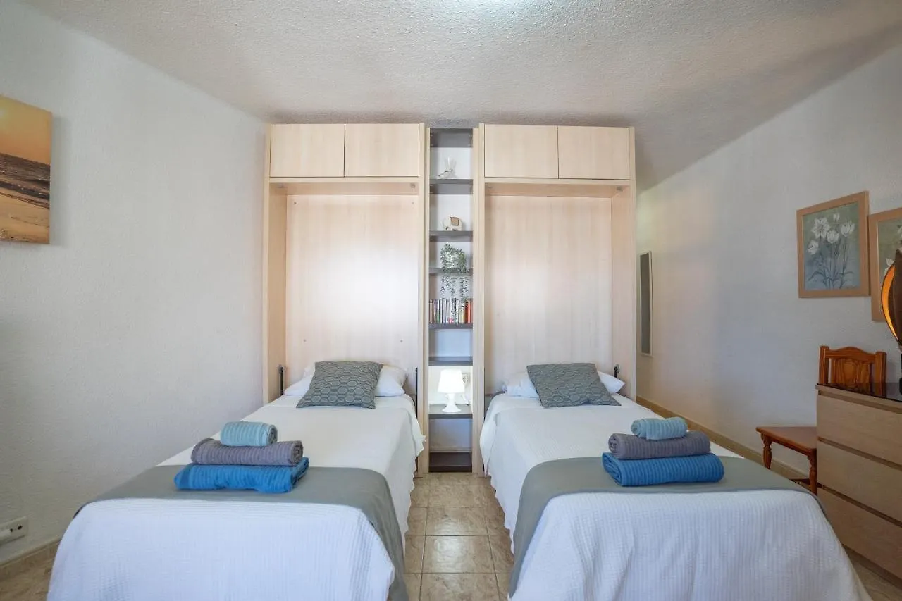 Go2Tenerife Apart'Mila Wowww!!! Sea View & Pool Playa de las Americas  0*, Playa de las Americas (Tenerife)